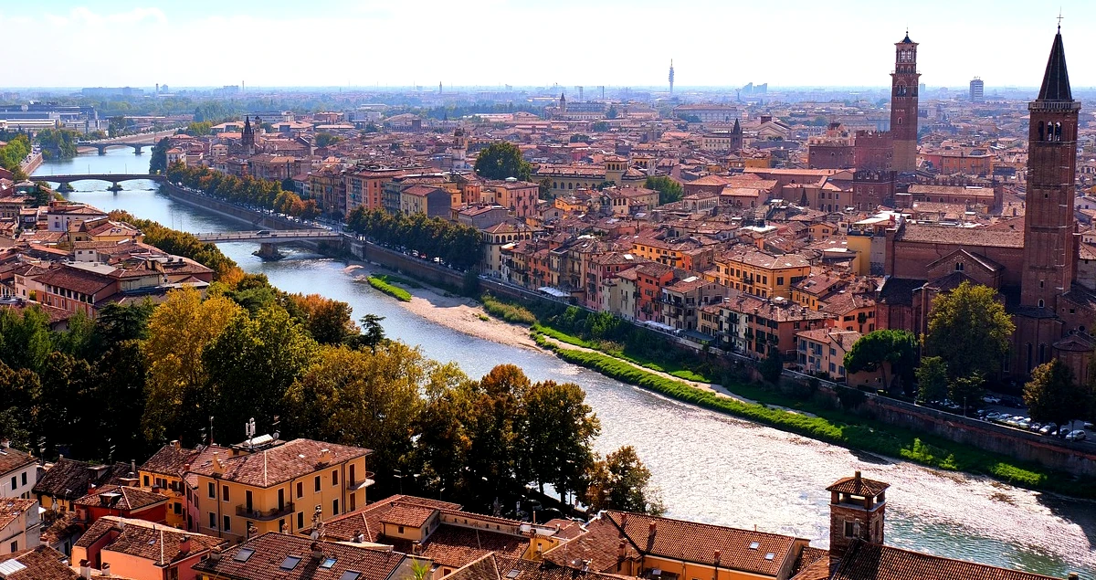 Pros and cons of living in Verona, Italy